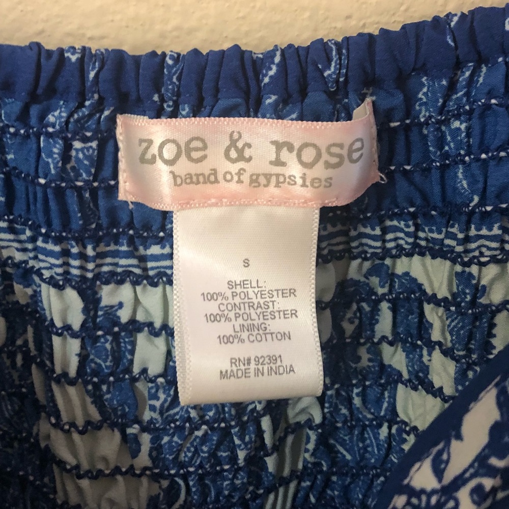 Band of Gypsies Zoe Blue and white Paisley Dress - Picture 6 of 6